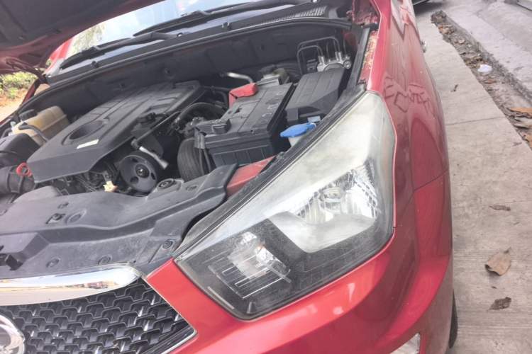 Used SsangYong Actyon 2014 2.0T Two-Wheel Drive Automatic Elite Diesel Edition Engine Bay Left