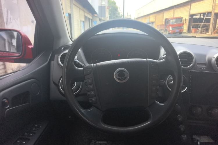 Used SsangYong Actyon 2014 2.0T Two-Wheel Drive Automatic Elite Diesel Edition Steering Wheel
