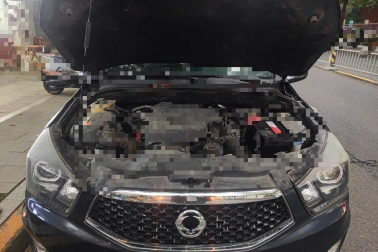 Used SsangYong Actyon 2014 2.0T Four-Wheel Drive Automatic Luxury Diesel Edition Engine Bay