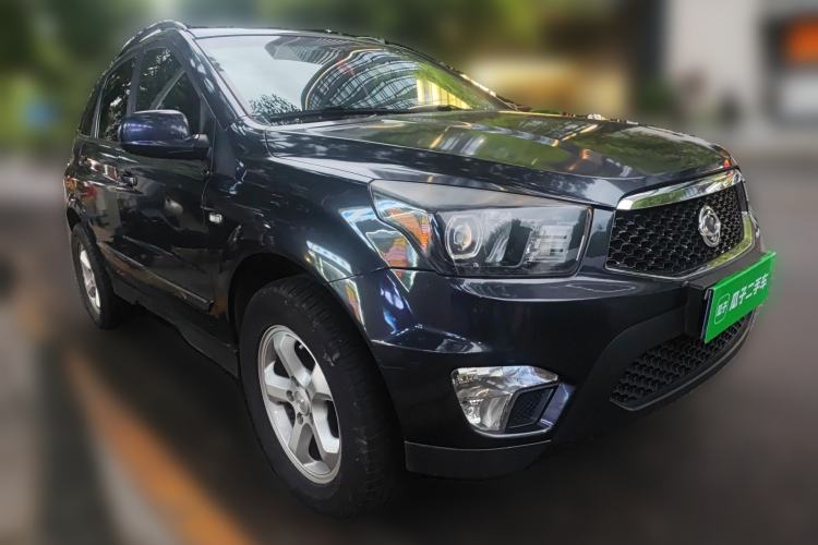 Used SsangYong Actyon 2014 2.0T Four-Wheel Drive Automatic Luxury Diesel Edition Front Right 45 Deg