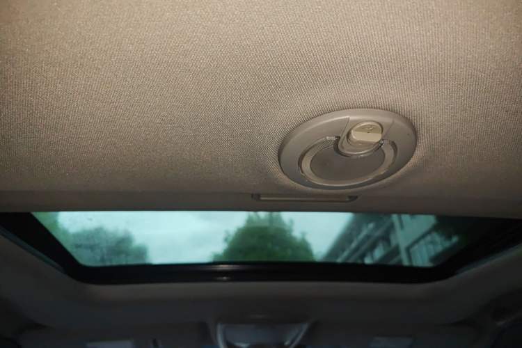Used SsangYong Actyon 2014 2.0T Four-Wheel Drive Automatic Luxury Diesel Edition Headliner