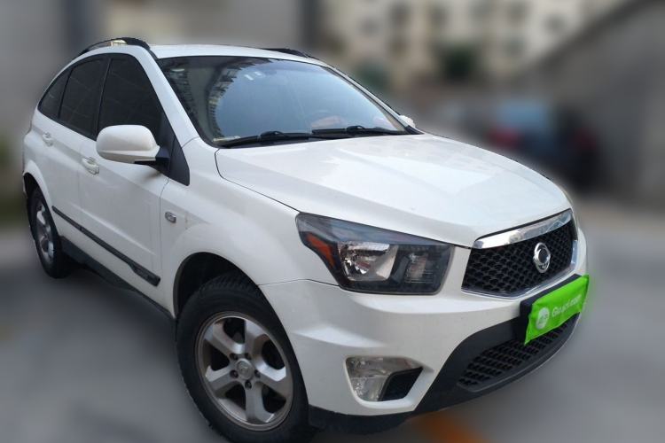 Used SsangYong Actyon 2014 2.0T Four-Wheel Drive Automatic Luxury Diesel Edition Front Right 45 Deg