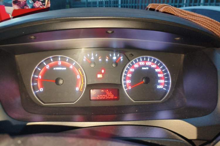 Used SsangYong Actyon 2014 2.0T Four-Wheel Drive Automatic Luxury Diesel Edition Instrument Cluster