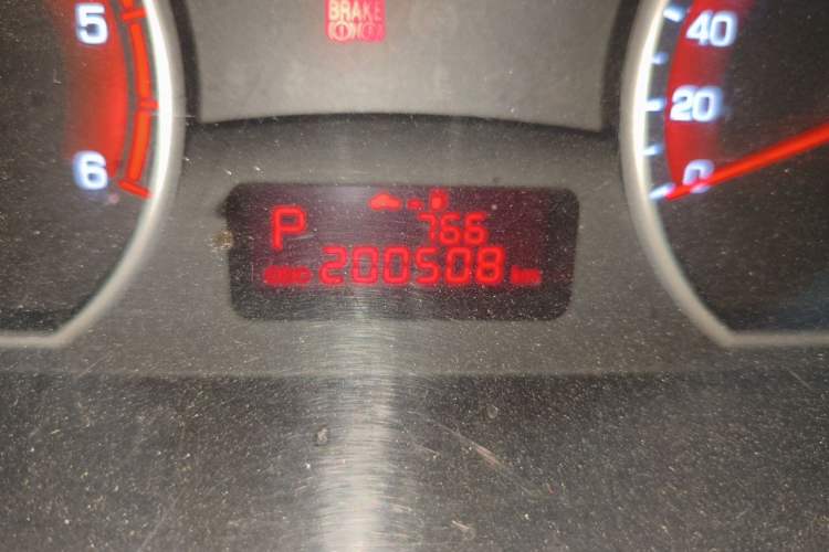 Used SsangYong Actyon 2014 2.0T Four-Wheel Drive Automatic Luxury Diesel Edition Odometer Close Up