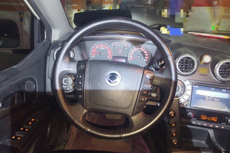 Used SsangYong Actyon 2014 2.0T Four-Wheel Drive Automatic Luxury Diesel Edition Steering Wheel
