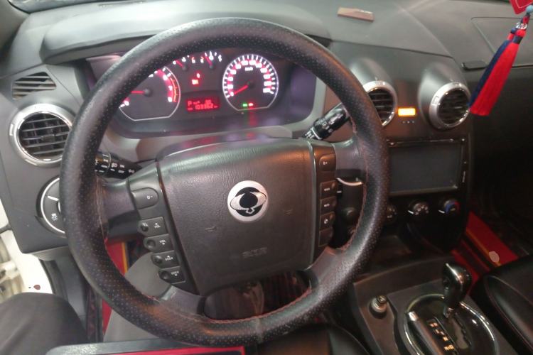Used SsangYong Actyon 2014 2.3L Two-Wheel Drive Automatic Elite Gasoline Version Steering Wheel