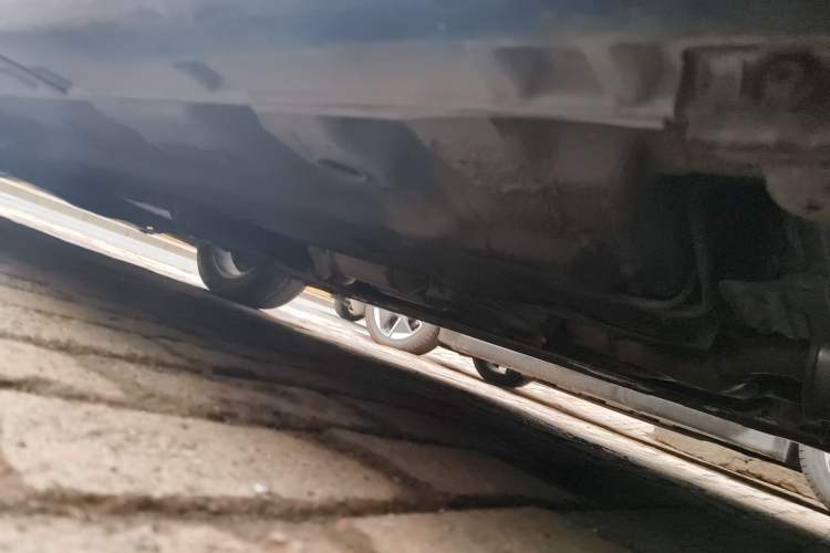 Used SsangYong Chairman 2012 2.8 CW600 Standard Edition Chassis Rear Left