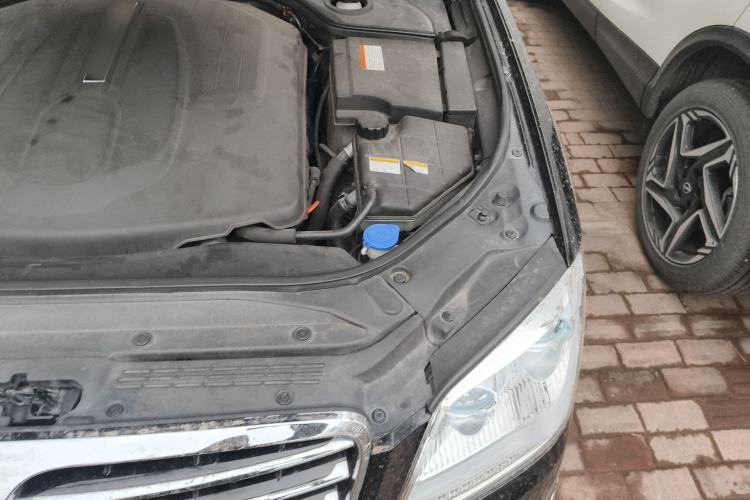 Used SsangYong Chairman 2012 2.8 CW600 Standard Edition Engine Bay Left