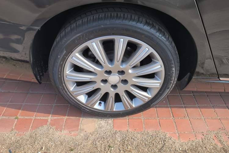 Used SsangYong Chairman 2012 3.6 CW700L Extended Version Exterior 5