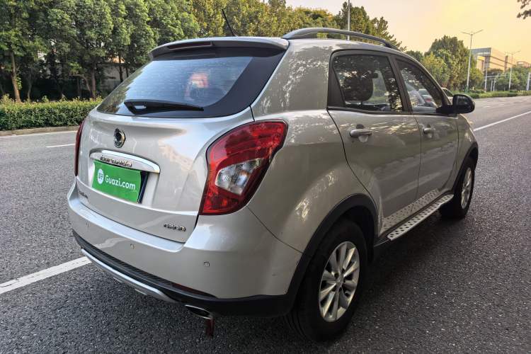 Used SsangYong Korando 2014 2.0L Gasoline Two-Wheel Drive Automatic Elite Navigation Edition Exterior 5
