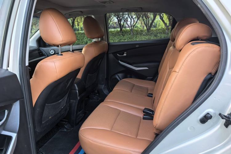 Used SsangYong Korando 2014 2.0L Gasoline Two-Wheel Drive Automatic Elite Navigation Edition Interior 2