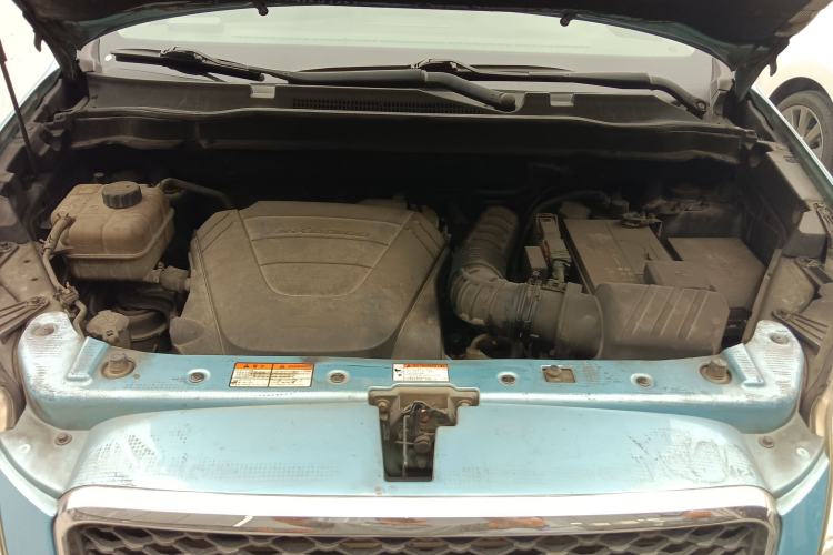 Used SsangYong Korando 2011 2.0T Diesel 4x4 Automatic Luxury Navigation Edition Engine Bay