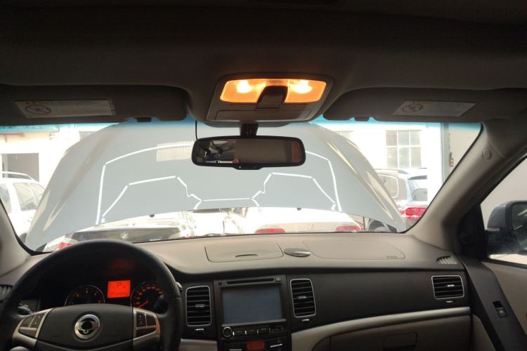 Used SsangYong Korando 2011 2.0T Diesel Two-Wheel Drive Automatic Luxury Navigation Edition Headliner