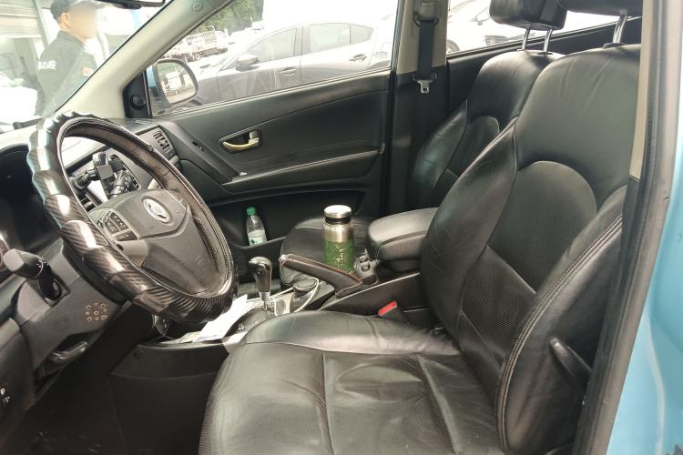 Used SsangYong Korando 2011 2.0T Diesel 4x4 Automatic Luxury Navigation Edition Left Front Seat