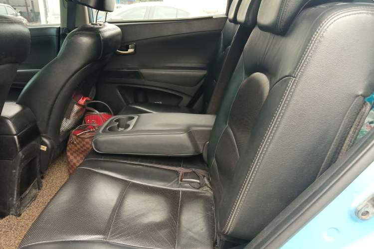 Used SsangYong Korando 2011 2.0T Diesel 4x4 Automatic Luxury Navigation Edition Left Rear Seat