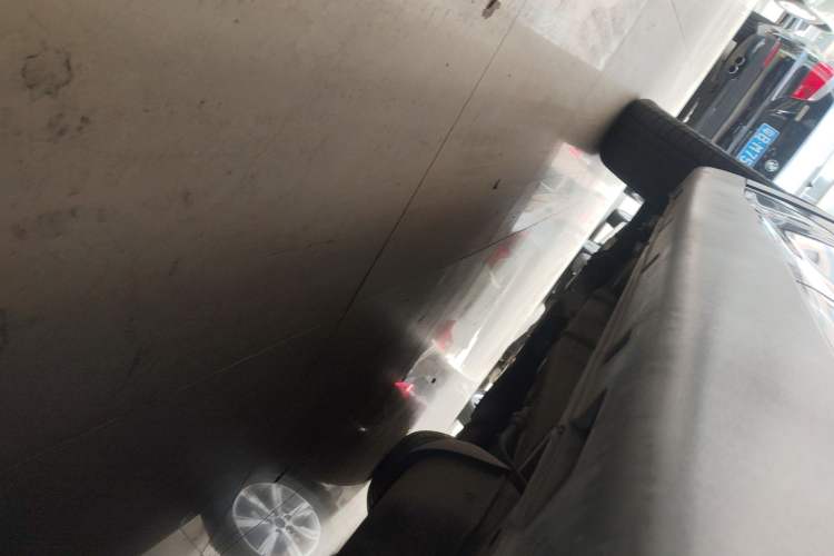 Used SsangYong Korando 2011 2.0T Diesel Two-Wheel Drive Automatic Luxury Navigation Edition Left Side Sill
