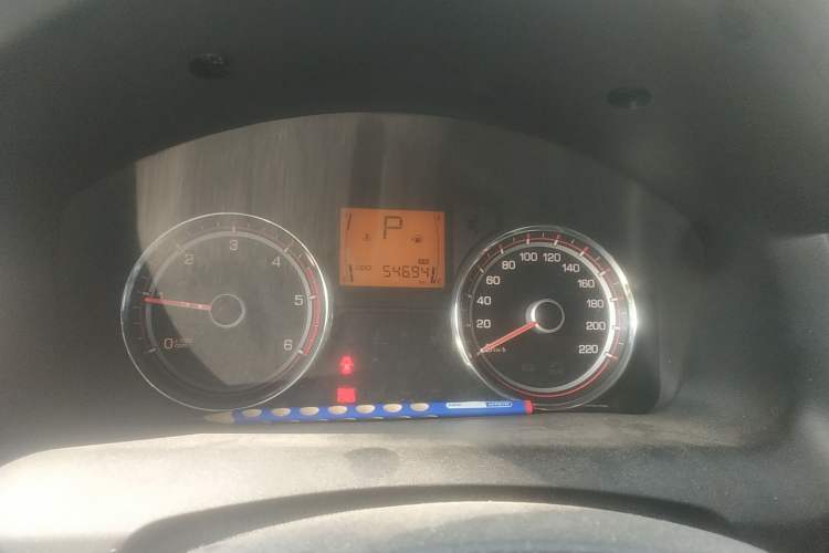 Used SsangYong Korando 2011 2.0T Diesel Two-Wheel Drive Automatic Elite Navigation Version Odometer Close Up