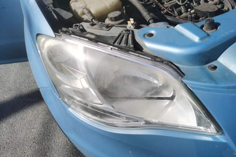 Used SsangYong Korando 2011 2.0T Diesel 4x4 Automatic Elite Navigation Edition Right Front Headlight