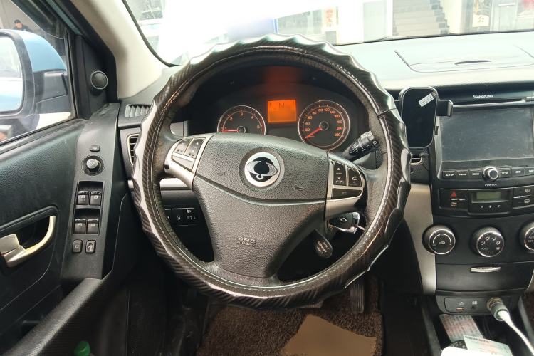 Used SsangYong Korando 2011 2.0T Diesel 4x4 Automatic Luxury Navigation Edition Steering Wheel