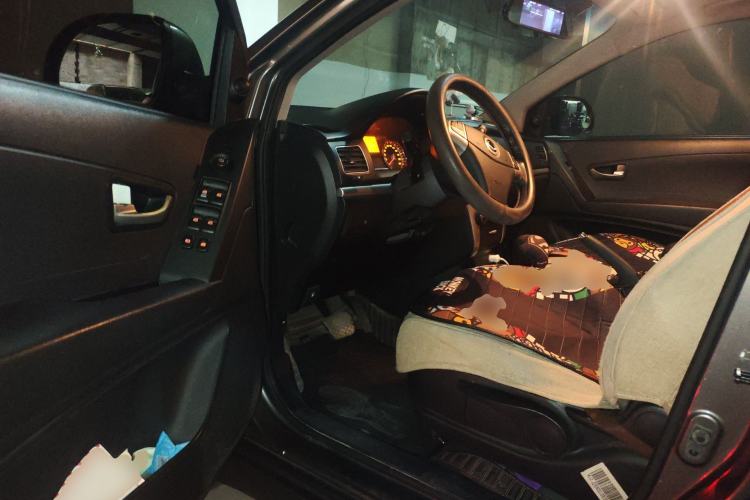 Used SsangYong Korando 2011 2.0T Diesel Two-Wheel Drive Automatic Elite Navigation Version Driver Seat