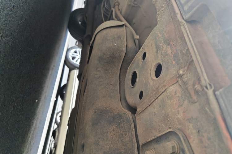 Used SsangYong Korando 2011 2.0T Diesel Two-Wheel Drive Automatic Elite Navigation Version Chassis Rear Left