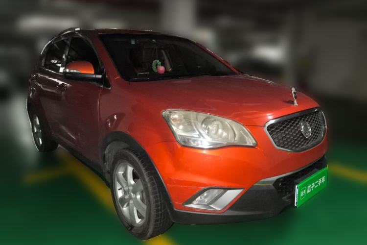 Used SsangYong Korando 2011 2.0T Diesel Two-Wheel Drive Automatic Luxury Navigation Edition Front Right 45 Deg