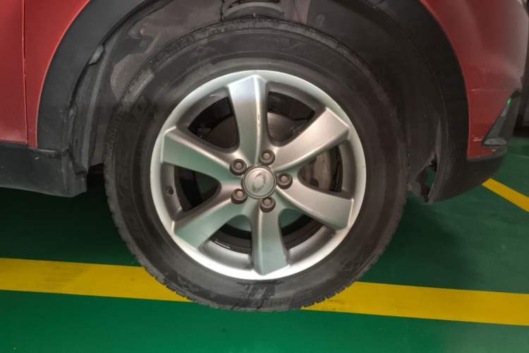 Used SsangYong Korando 2011 2.0T Diesel Two-Wheel Drive Automatic Luxury Navigation Edition Right Front Wheel Hub