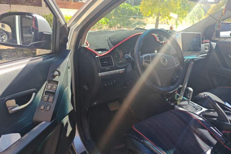 Used SsangYong Korando 2011 2.0T Diesel 4x4 Automatic Elite Navigation Edition Driver Seat