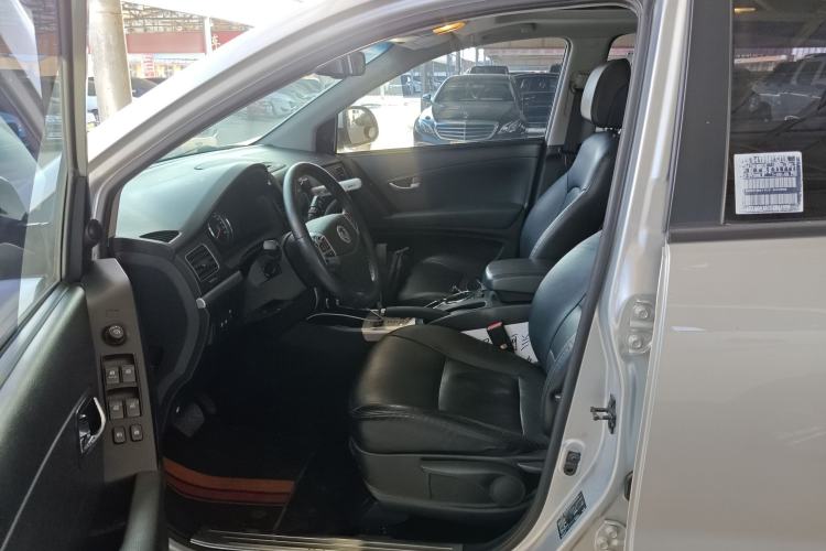 Used SsangYong Korando 2011 2.0T Diesel Two-Wheel Drive Automatic Luxury Navigation Edition Driver Seat