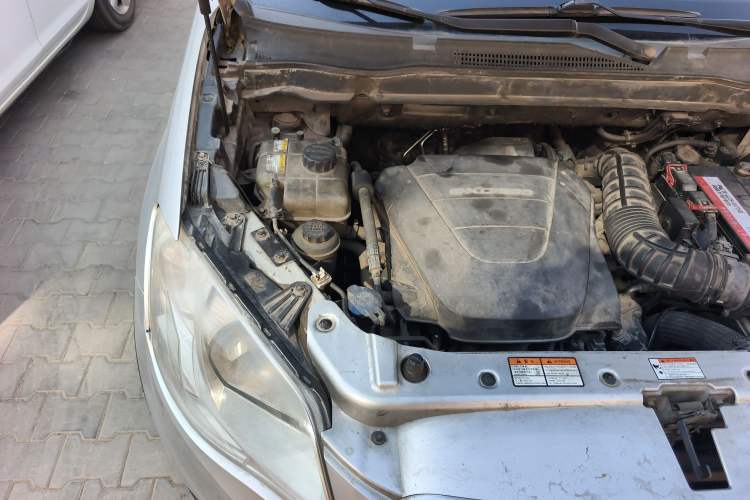 Used SsangYong Korando 2011 2.0T Diesel 4x4 Automatic Elite Navigation Edition Engine Bay Right