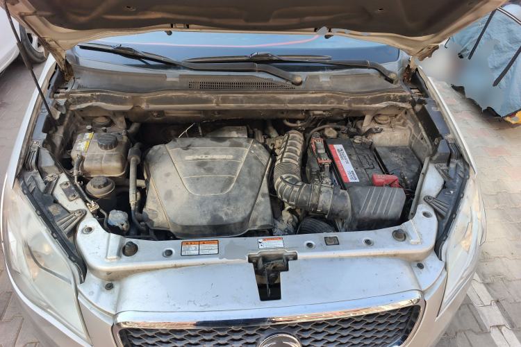 Used SsangYong Korando 2011 2.0T Diesel 4x4 Automatic Elite Navigation Edition Engine Bay