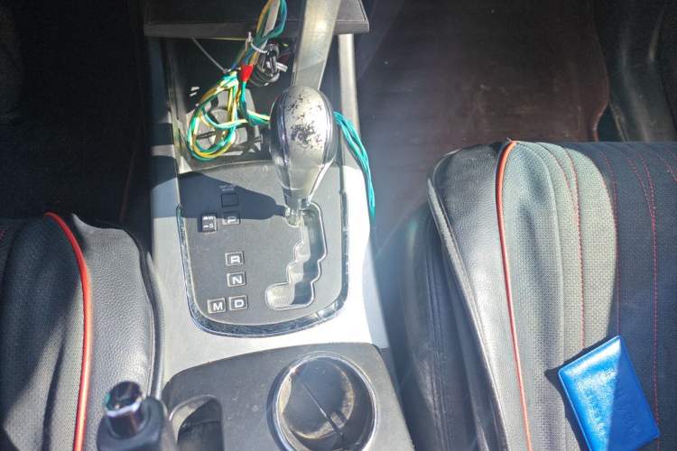 Used SsangYong Korando 2011 2.0T Diesel 4x4 Automatic Elite Navigation Edition Gear Lever