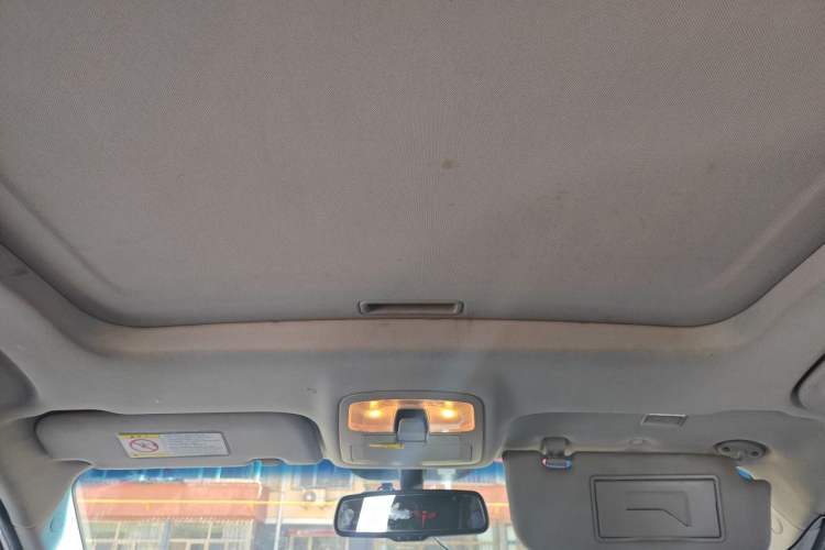Used SsangYong Korando 2011 2.0T Diesel 4x4 Automatic Elite Navigation Edition Headliner