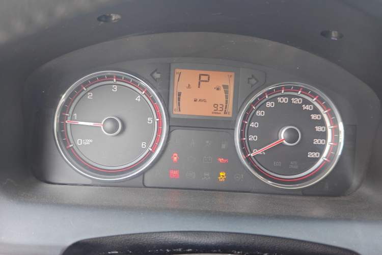 Used SsangYong Korando 2011 2.0T Diesel Two-Wheel Drive Automatic Luxury Navigation Edition Instrument Cluster