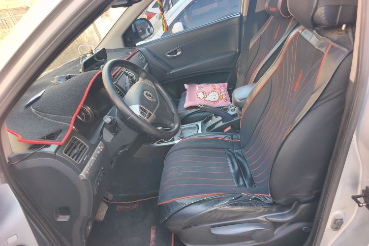 Used SsangYong Korando 2011 2.0T Diesel 4x4 Automatic Elite Navigation Edition Left Front Seat