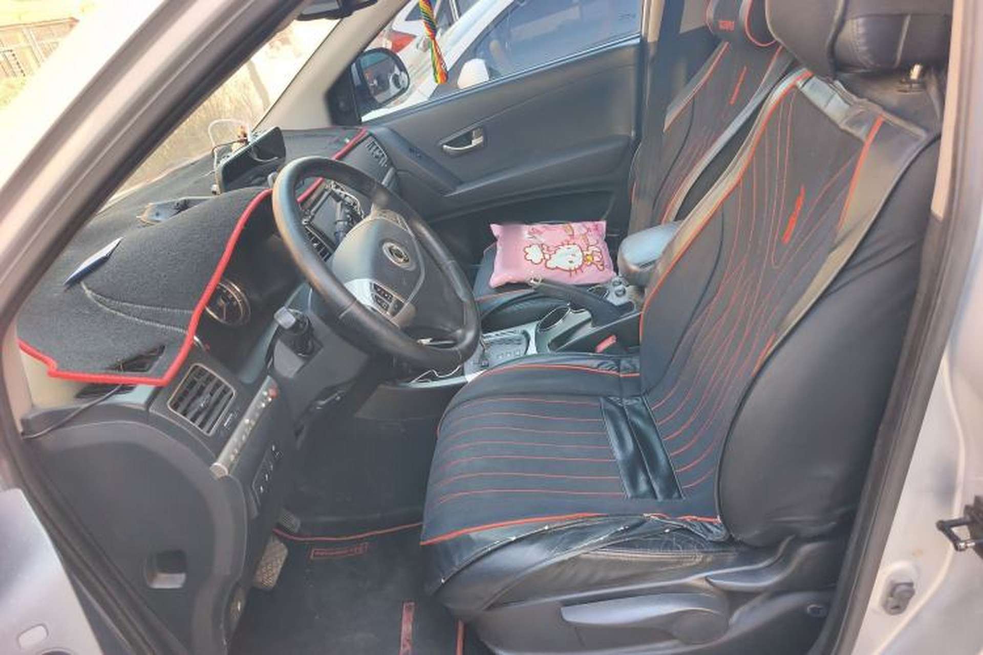 Used SsangYong Korando 2011 2.0T Diesel 4x4 Automatic Elite Navigation Edition Left Front Seat
