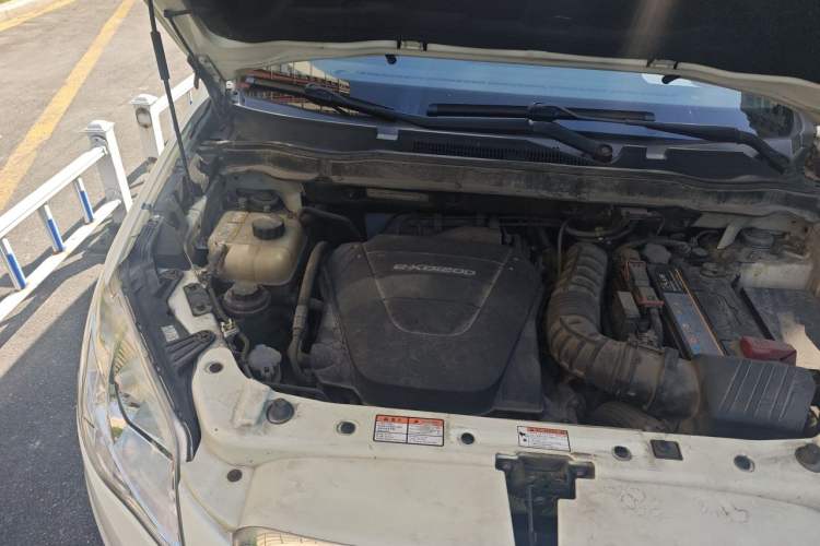 Used SsangYong Korando 2011 2.0T Diesel Two-Wheel Drive Automatic Elite Navigation Version Engine Bay Right