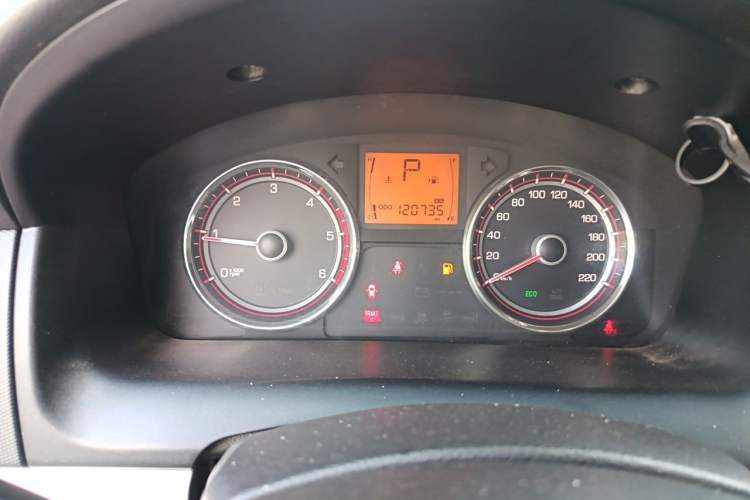 Used SsangYong Korando 2011 2.0T Diesel Two-Wheel Drive Automatic Elite Navigation Version Instrument Cluster