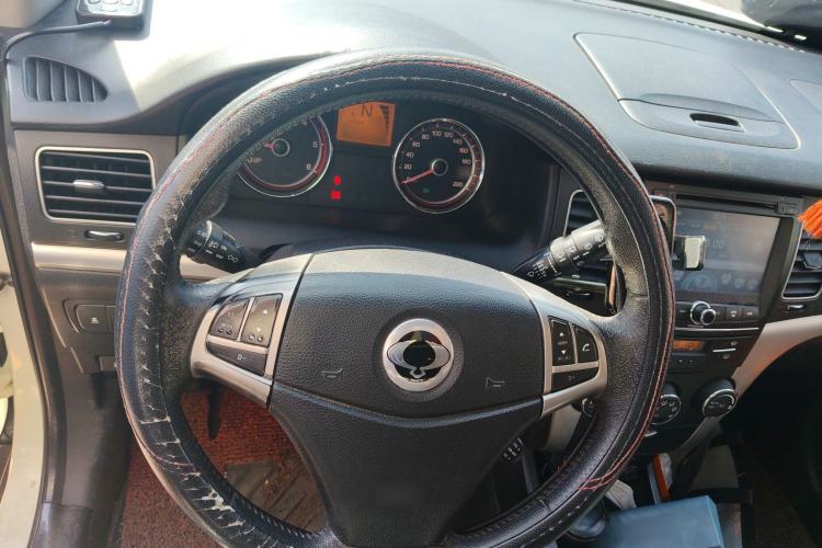 Used SsangYong Korando 2011 2.0T Diesel 4x4 Automatic Elite Navigation Edition Steering Wheel