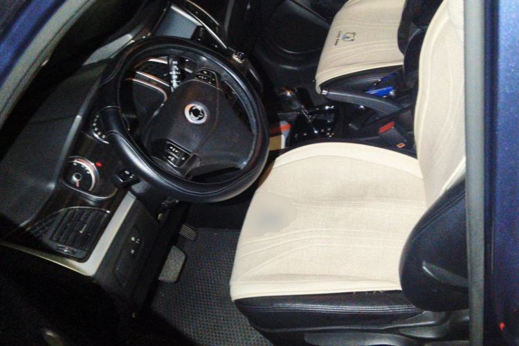 Used SsangYong Korando 2013 2.0L Gasoline Two-Wheel Drive Automatic Elite Edition Left Front Seat