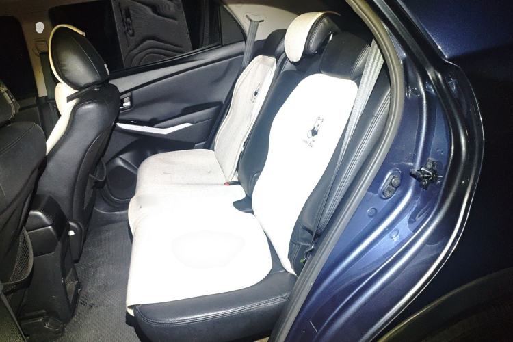 Used SsangYong Korando 2013 2.0L Gasoline Two-Wheel Drive Automatic Elite Edition Left Rear Seat