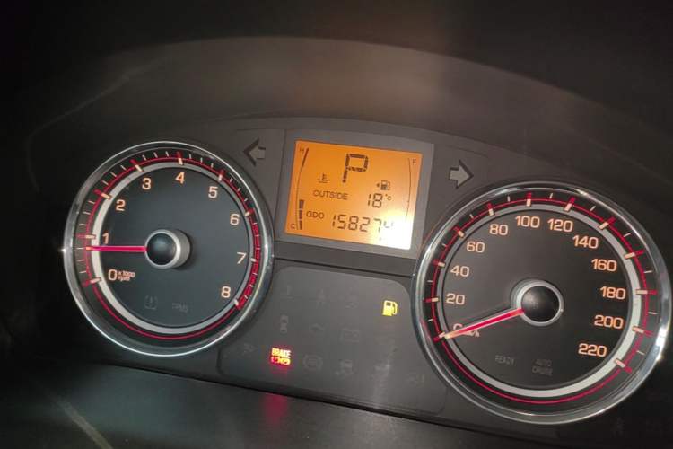 Used SsangYong Korando 2013 2.0L Gasoline 4x4 Automatic Elite Navigation Edition Odometer Close Up