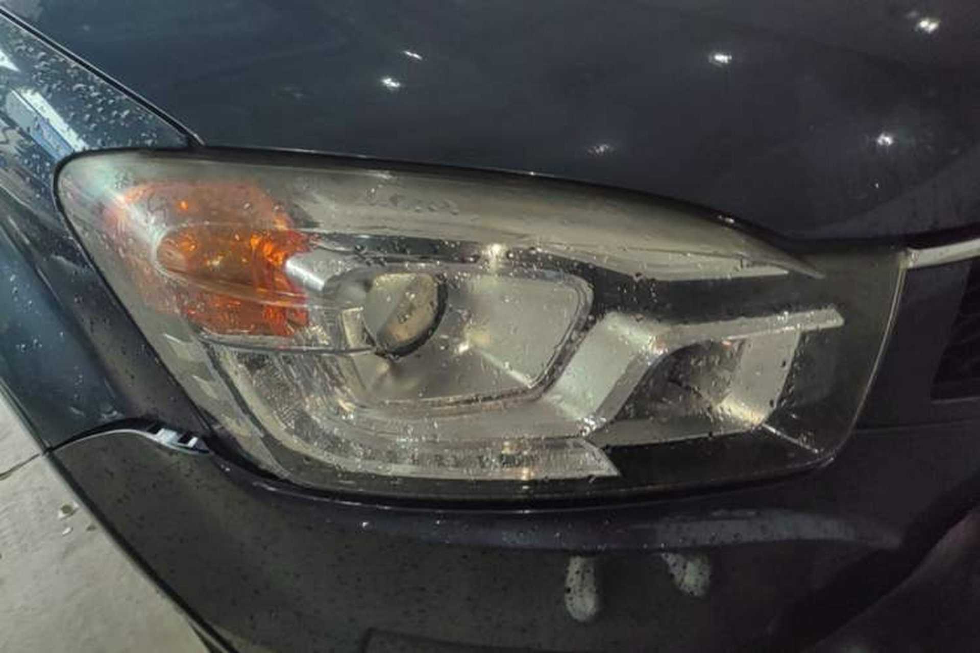 Used SsangYong Korando 2013 2.0L Gasoline 4x4 Automatic Elite Navigation Edition Right Front Headlight