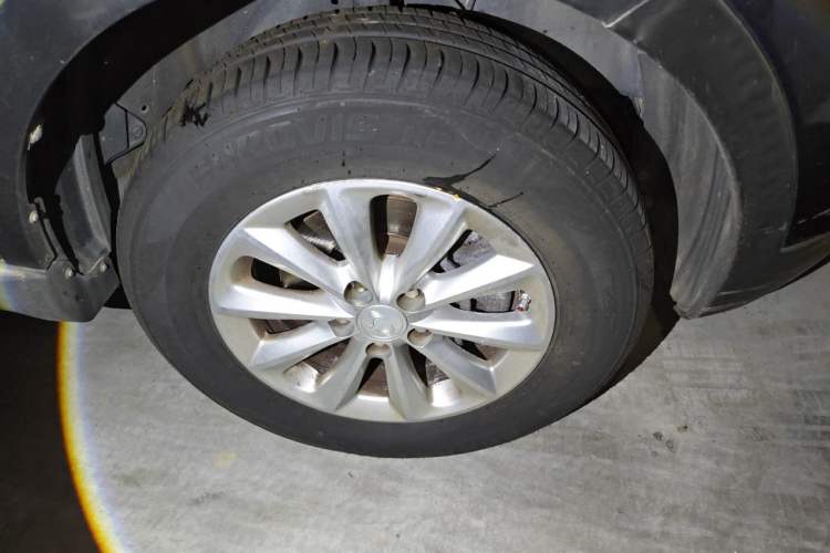 Used SsangYong Korando 2013 2.0L Gasoline Two-Wheel Drive Automatic Elite Edition Right Front Wheel Hub
