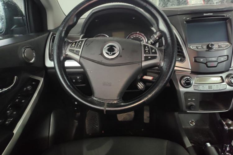 Used SsangYong Korando 2013 2.0L Gasoline 4x4 Automatic Elite Navigation Edition Steering Wheel