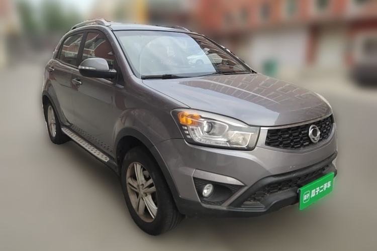 Used SsangYong Korando 2013 2.0L Gasoline Two-Wheel Drive Automatic Luxury Navigation Edition Front Right 45 Deg