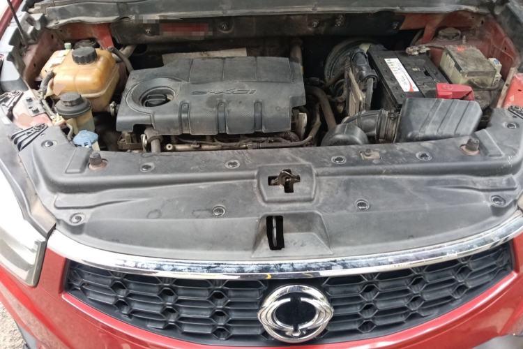 Used SsangYong Korando 2013 2.0L Gasoline 4x4 Automatic Elite Navigation Edition Engine Bay