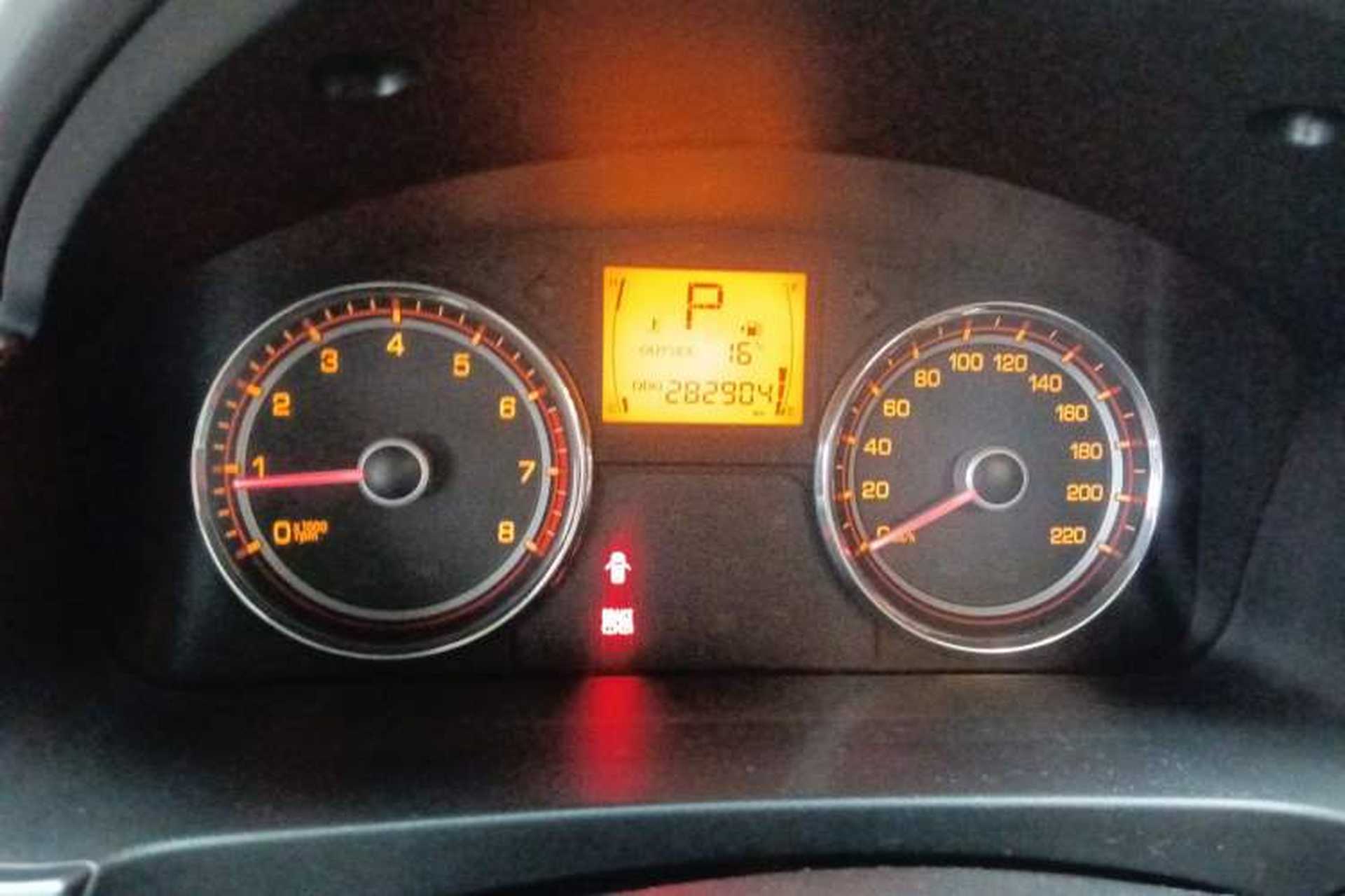 Used SsangYong Korando 2013 2.0L Gasoline 4x4 Automatic Elite Navigation Edition Instrument Cluster
