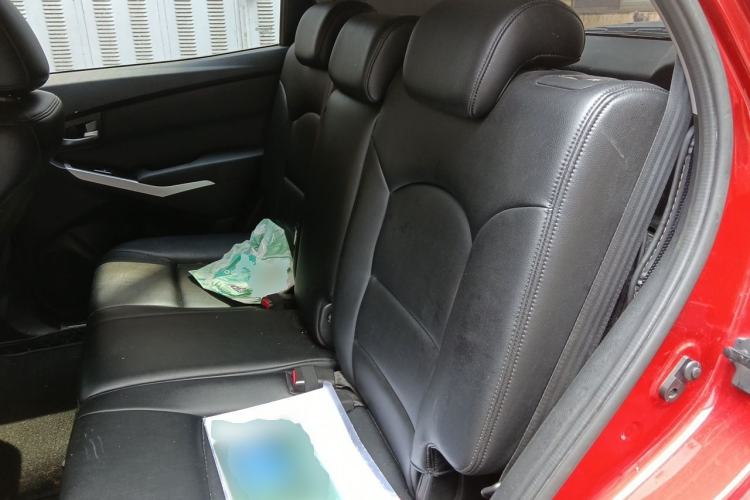 Used SsangYong Korando 2013 2.0L Gasoline Two-Wheel Drive Automatic Elite Edition Left Rear Seat