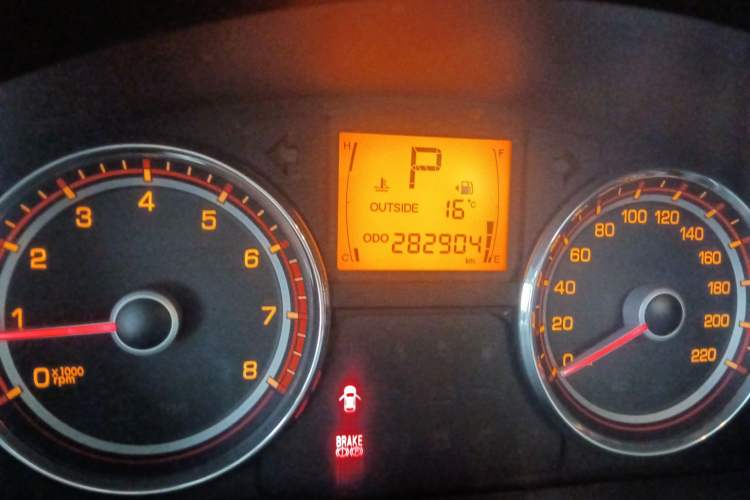 Used SsangYong Korando 2013 2.0L Gasoline 4x4 Automatic Elite Navigation Edition Odometer Close Up